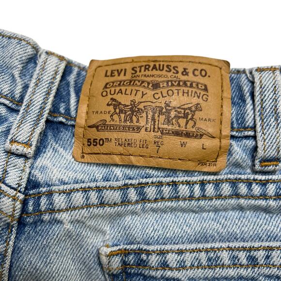 Vintage Levi’s 550 Orange tab Youth Relaxed Fit Jeans Light Wash Distressed Sz 7 - Picture 2 of 12